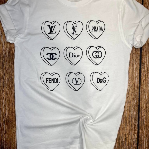 Unbranded Tops - Boujee Conversation Heart Tee